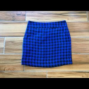 The Limited wool houndstooth mini skirt size 0